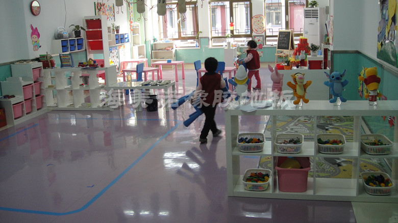 幼儿园橡胶地板